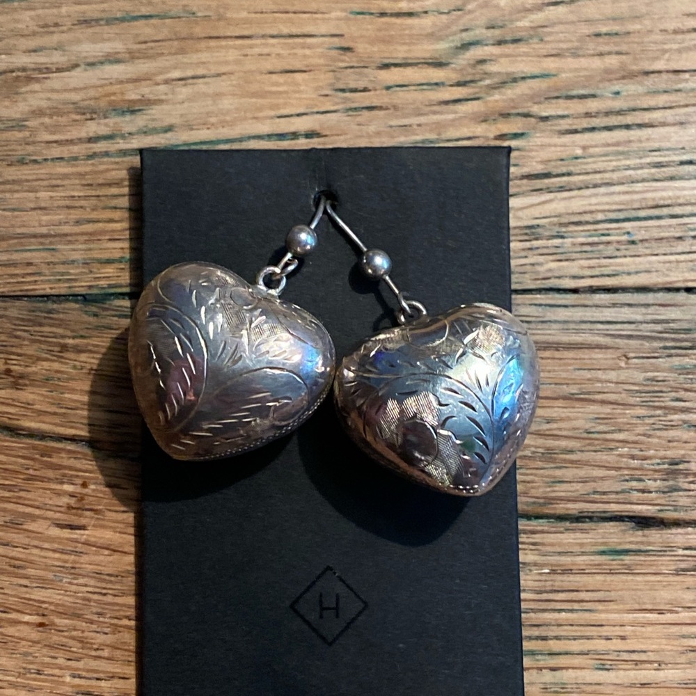 Vintage sterling silver puffy heart earrings